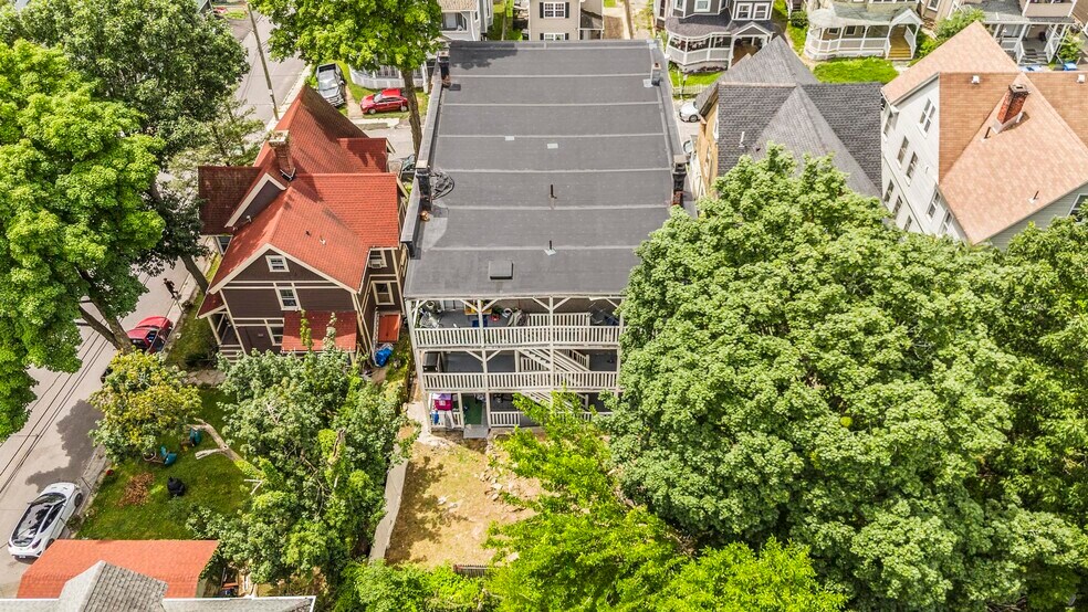 More Photos Of 134 Chestnut Ave, Waterbury Apartments For Sale