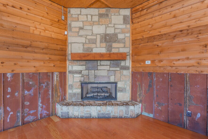 More Photos Of 505 W 9th St, Chickamauga Fast Food For Sale