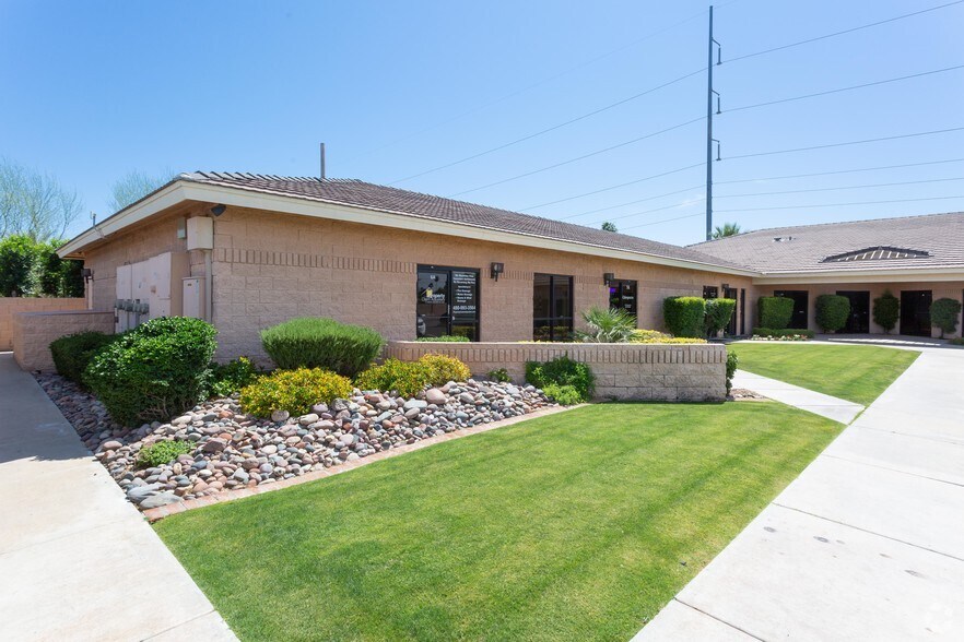 More Photos Of 14231 N 7th St, Phoenix Unknown For Lease