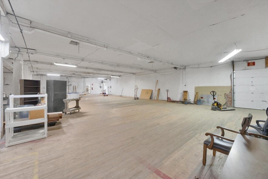 More Photos Of 602-620 Tacoma St, Allentown Manufacturing For Sale