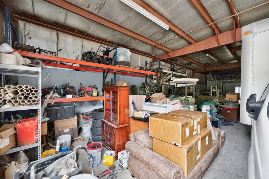 More Photos Of 520 S River St, Batavia Warehouse For Sale