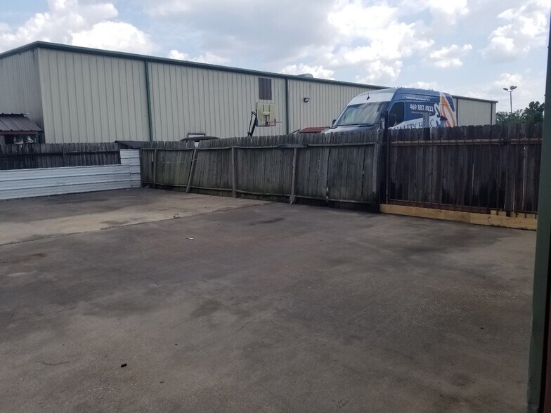 More Photos Of 14310 Auto Park Way, Houston Unknown For Lease