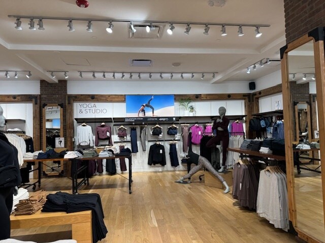 More Photos Of 1 Church St, Burlington Office For Lease