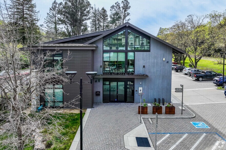 More Photos Of 3800 Mt Diablo Blvd, Lafayette Medical For Sale
