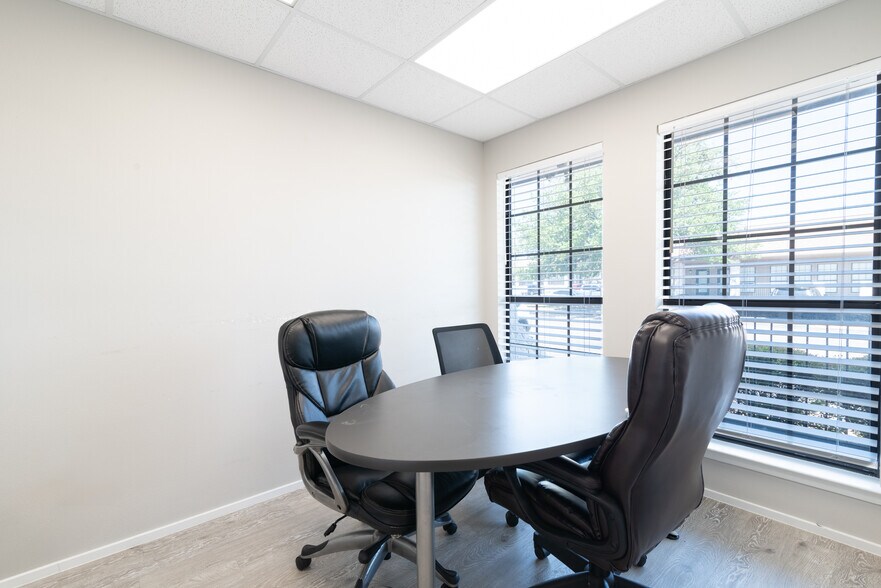 More Photos Of 13740 Research Blvd, Austin Office For Sale