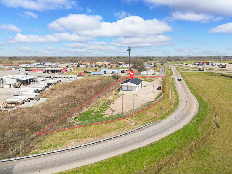 More Photos Of 201 Lexington Dr, Rayne Industrial For Sale