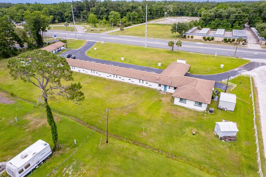 More Photos Of 1757 N Temple Ave, Starke Hotel For Sale