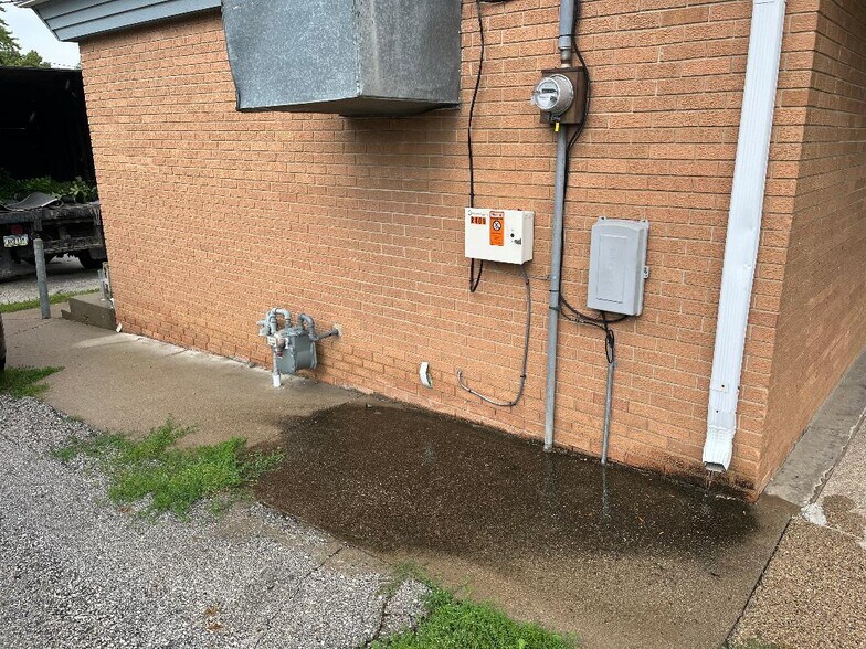More Photos Of 1607 Lake Ave, Storm Lake Medical For Sale