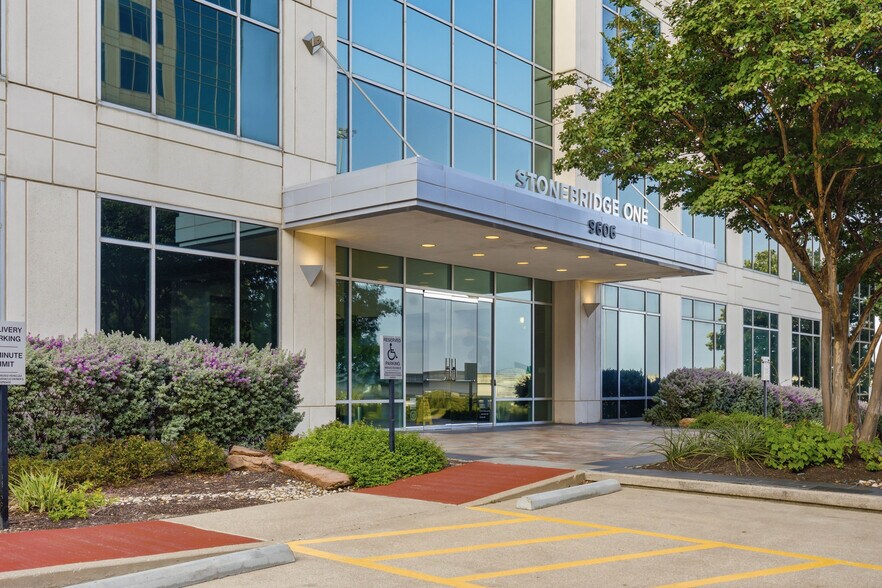 More Photos Of 9606 N Mopac Expy, Austin Unknown For Lease