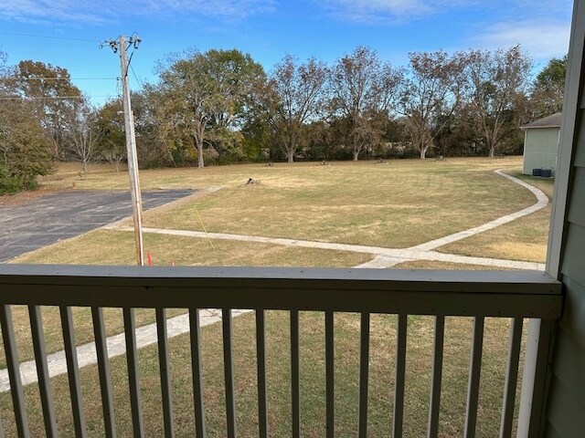 More Photos Of 506 Pecan Dr, Bolivar Apartments For Sale