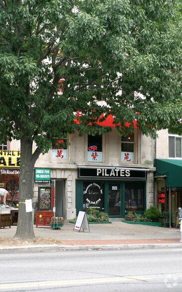 More Photos Of 2625 Connecticut Ave NW, Washington Storefront Retail Office For Lease