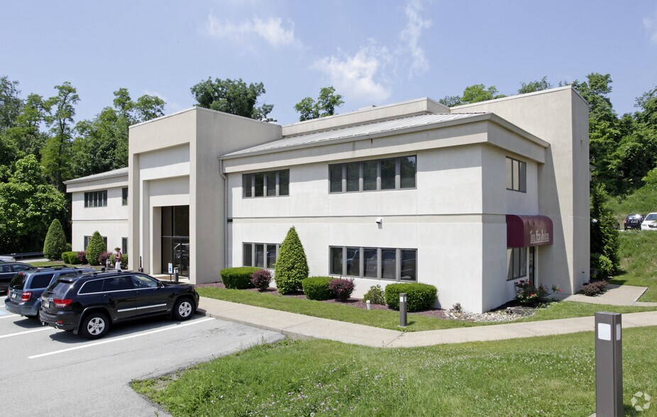 Primary Photo Of 4731 Route 30, Greensburg Medical For Lease