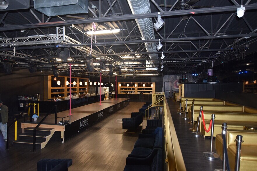 More Photos Of 2222 Saint Clair Ave, Cleveland Restaurant For Sale