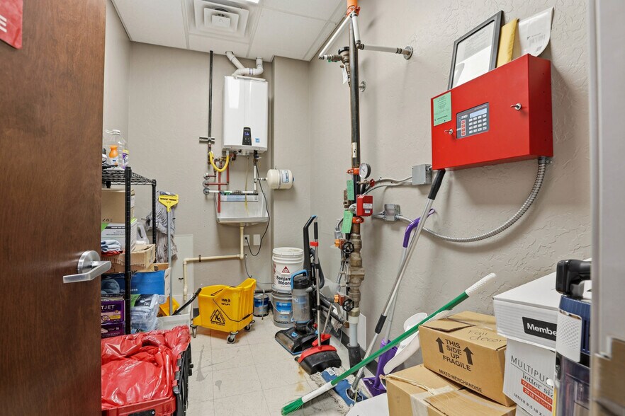 More Photos Of 2804 SW 134th St, Oklahoma City Medical For Sale