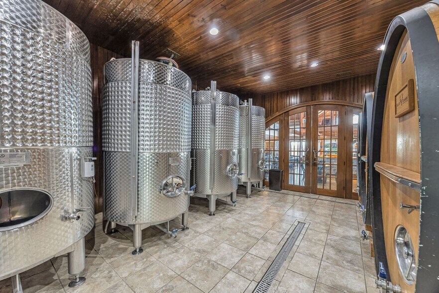 More Photos Of 150 Highway 330, Owenton Winery Vineyard For Sale