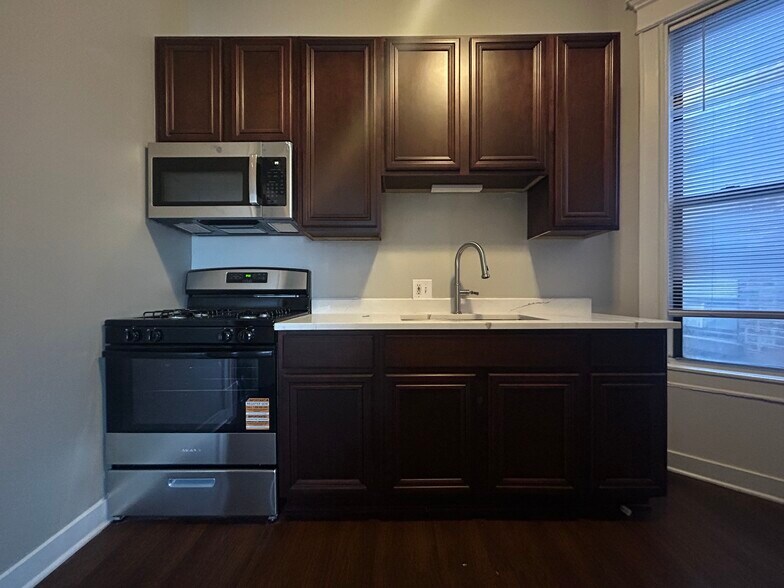 More Photos Of , Chicago Unknown For Sale