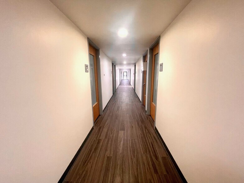 More Photos Of 4107 Medical Pky, Austin Medical For Lease