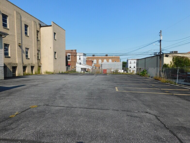 More Photos Of 813 N 4th St, Allentown Warehouse For Lease