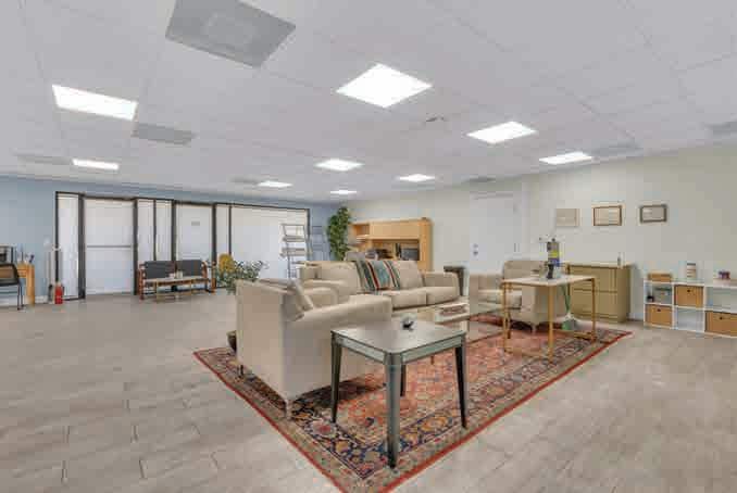 More Photos Of 1665 W Shaw Ave, Fresno Office For Sale
