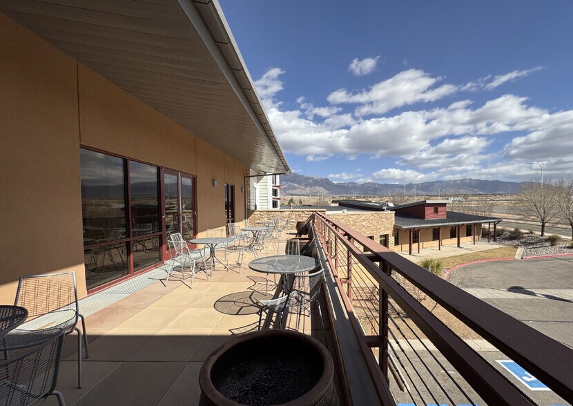 More Photos Of 5651 Balloon Fiesta Pky NE, Albuquerque Office For Lease