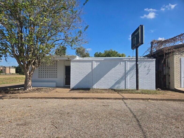 Primary Photo Of 5701 Martin Luther King Blvd, Houston Freestanding For Sale