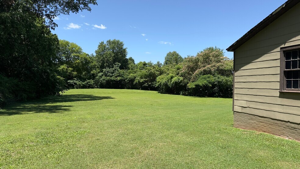 More Photos Of 1307 US 41 N, Calhoun Land For Sale