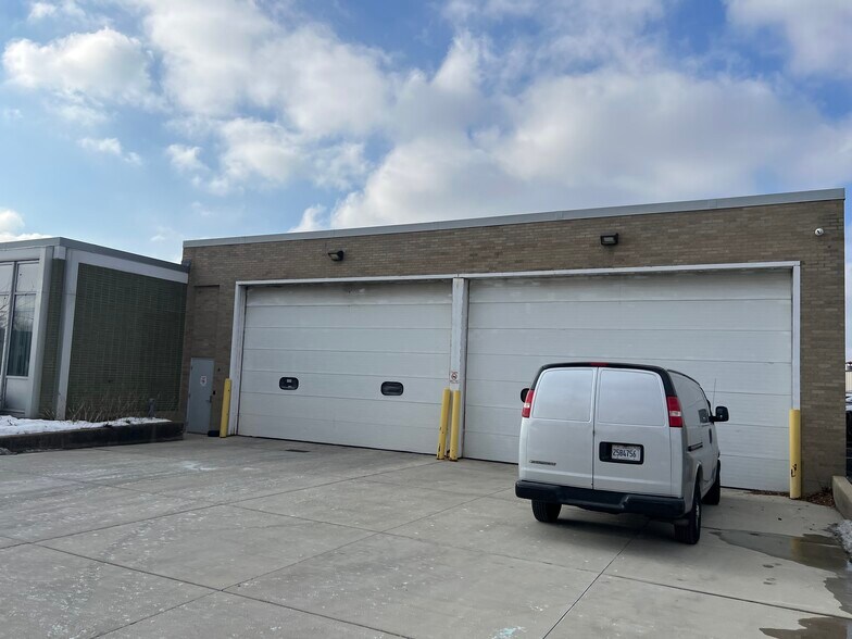 More Photos Of 2550 Braga Dr, Broadview Warehouse For Sale