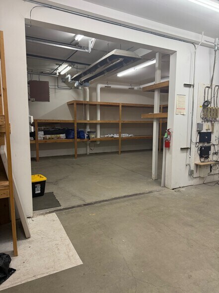 More Photos Of 201 E 54th Ave, Anchorage Office For Lease