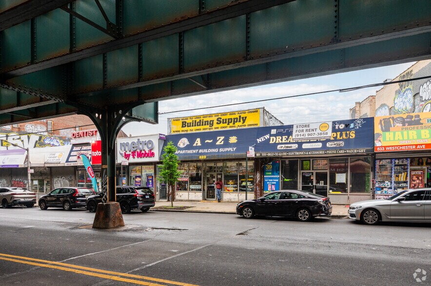 More Photos Of 831 Westchester Ave, Bronx Storefront For Lease