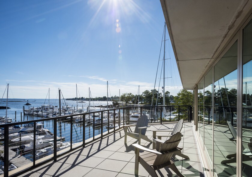More Photos Of 208 Harbor Dr, Stamford Unknown For Lease