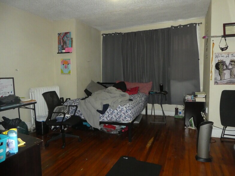 More Photos Of , Philadelphia Unknown For Sale