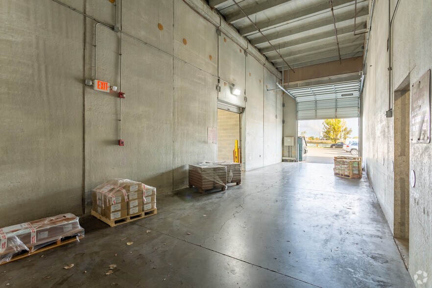 More Photos Of 1701 Quincy Ave, Naperville Light Distribution For Lease