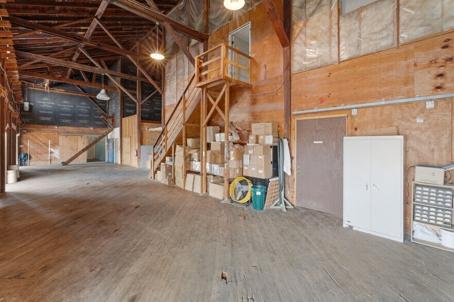 More Photos Of 125 Cayuga Street Ext, Trumansburg Warehouse For Sale