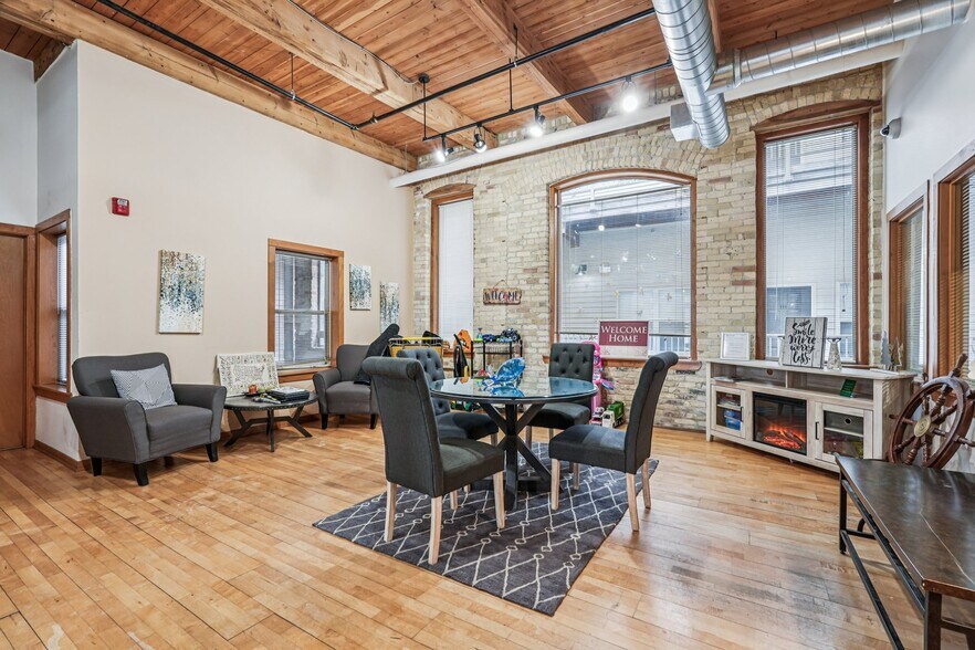 More Photos Of 134 Main St, Racine Apartments For Sale