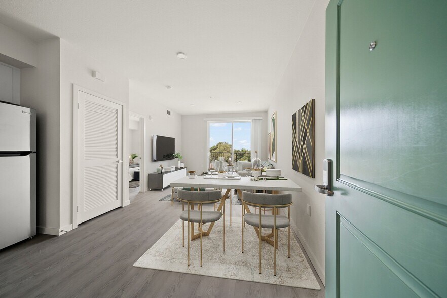 More Photos Of 3518 Chesapeake Ave, Los Angeles Apartments For Sale