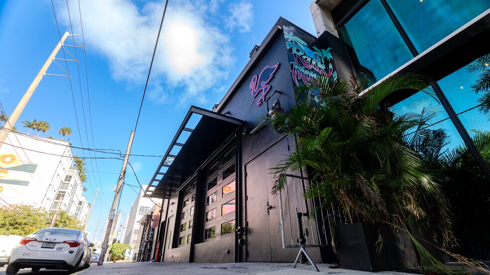 More Photos Of 150 NW 24th St, Miami Restaurant For Lease