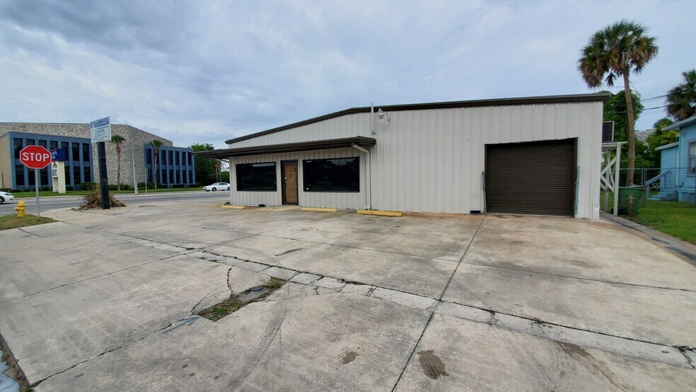 More Photos Of 600 Reid St, Palatka Freestanding For Sale