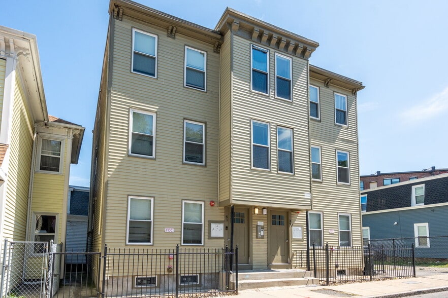 More Photos Of 39-41 W Walnut Park, Roxbury Apartments For Sale