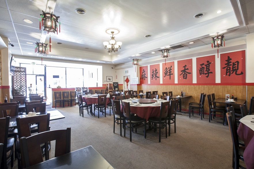 More Photos Of 726-728 Clement St, San Francisco Apartments For Lease