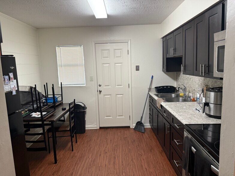 More Photos Of 283 SW Davaca Gln, Lake City Multifamily For Sale