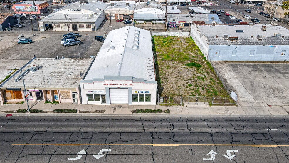 More Photos Of 245 W 16th St, Merced Land For Lease