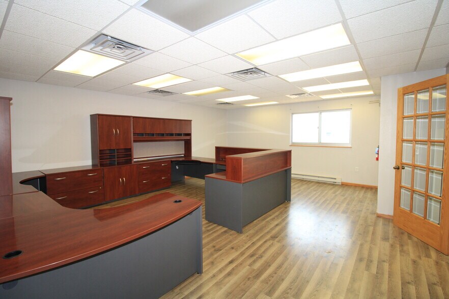 More Photos Of 6008 Highway 2 E, Minot Showroom For Sale