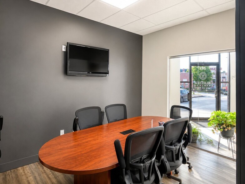 More Photos Of 203 Elm St, Washington Multifamily For Sale