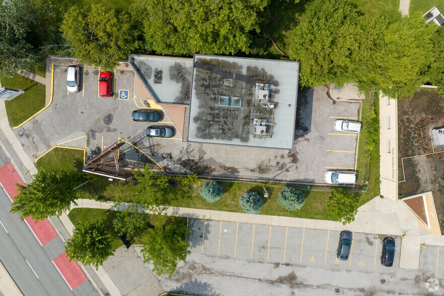 More Photos Of 3700 Kingston Rd, Toronto Freestanding For Lease