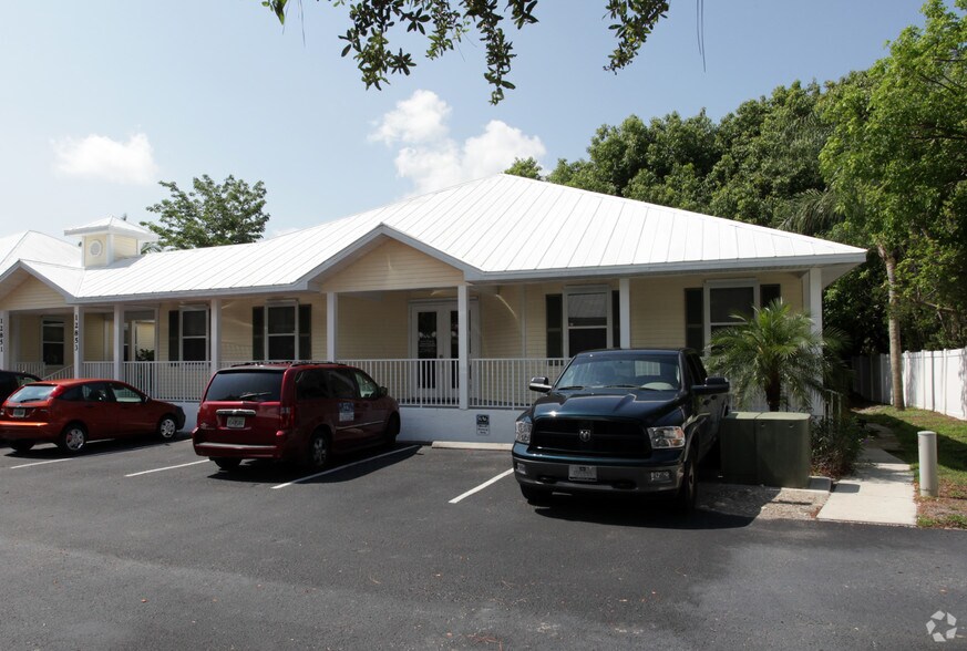 Primary Photo Of 12851-12853 Banyan Creek Dr, Fort Myers Office For Lease