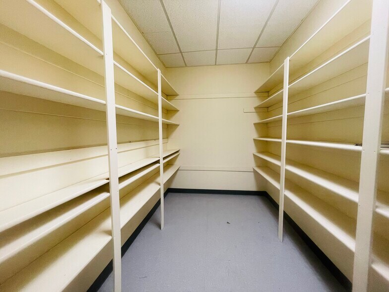 More Photos Of 2607 N Wigwam Dr, Stockton Office For Lease