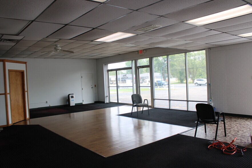 More Photos Of 7940 Sprinkle Rd, Portage Freestanding For Sale