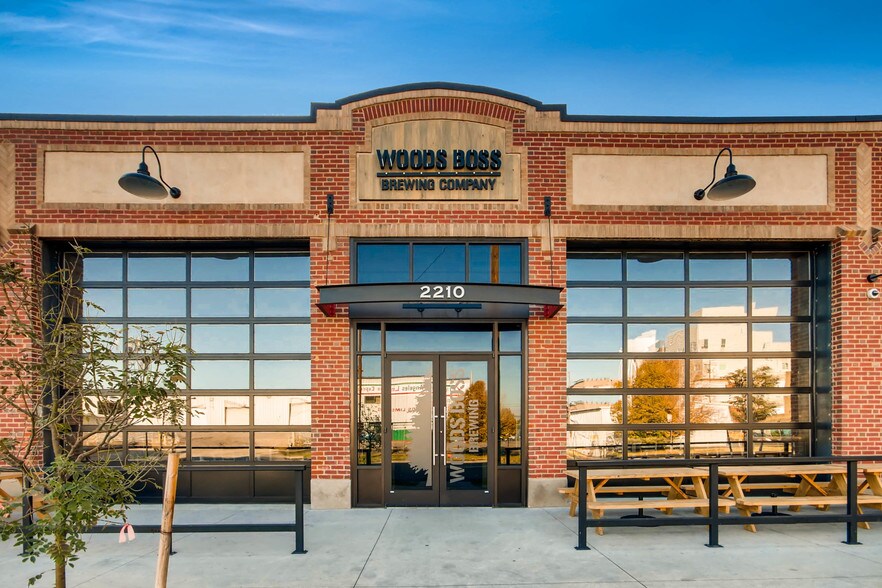 More Photos Of 2200-2220 California St, Denver Restaurant For Sale