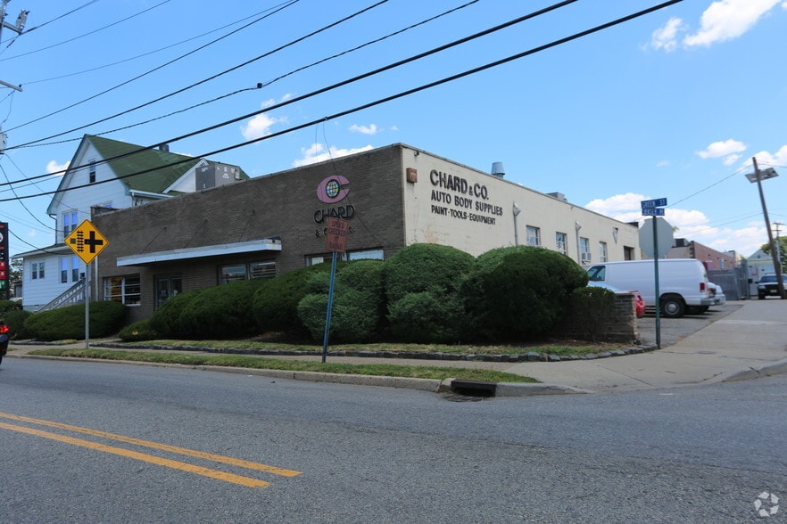 More Photos Of 150 Green St, Hackensack Manufacturing For Sale