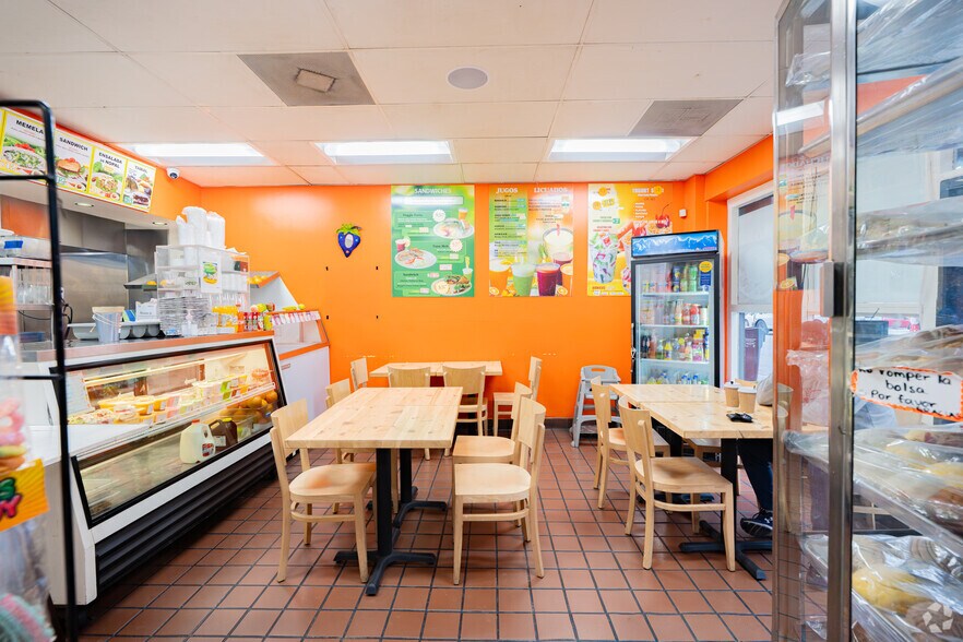More Photos Of 3072-3084 W Pico Blvd, Los Angeles Storefront For Sale